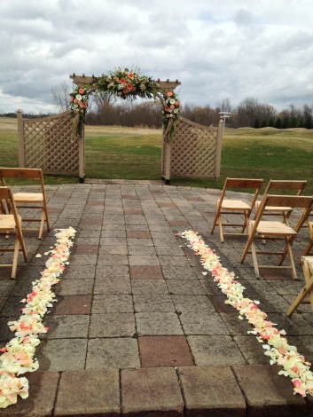 Flowers by Lipinoga Florist of Clarence NY for Wedding at Timberlodge in Akron NY (34)